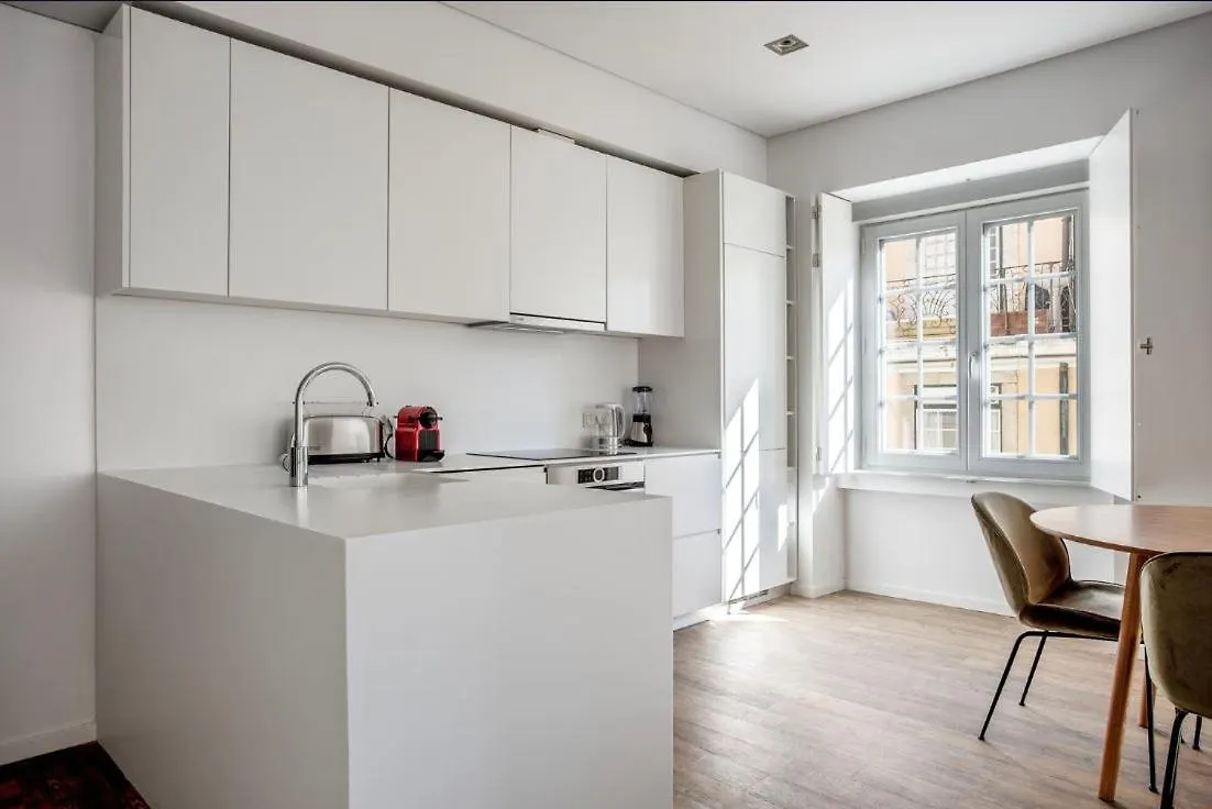 Private Bedrooms In The Heart Of Lisbon 0*,